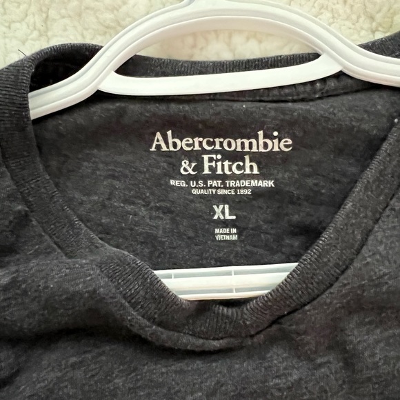 Abercrombie & Fitch tee - Picture 2 of 2